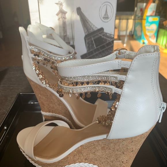 Brand new Summer Sandals with embellished trinkets.  Look good without effort! - Picture 9 of 9